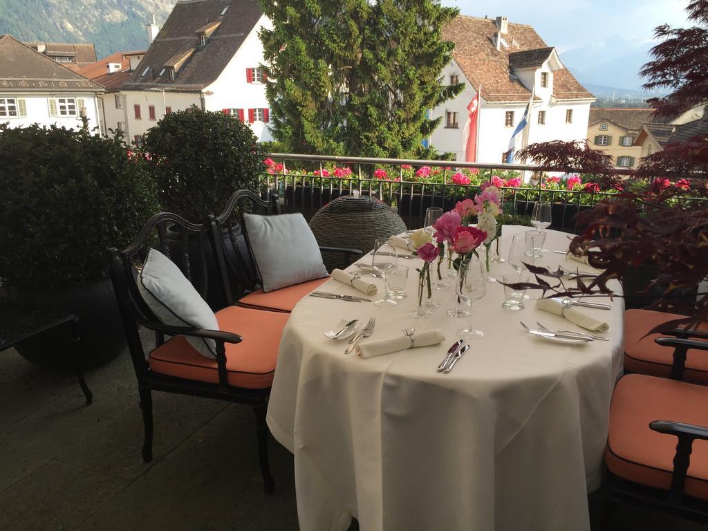 Hotel Weiss Kreuz Malans Bagian luar foto