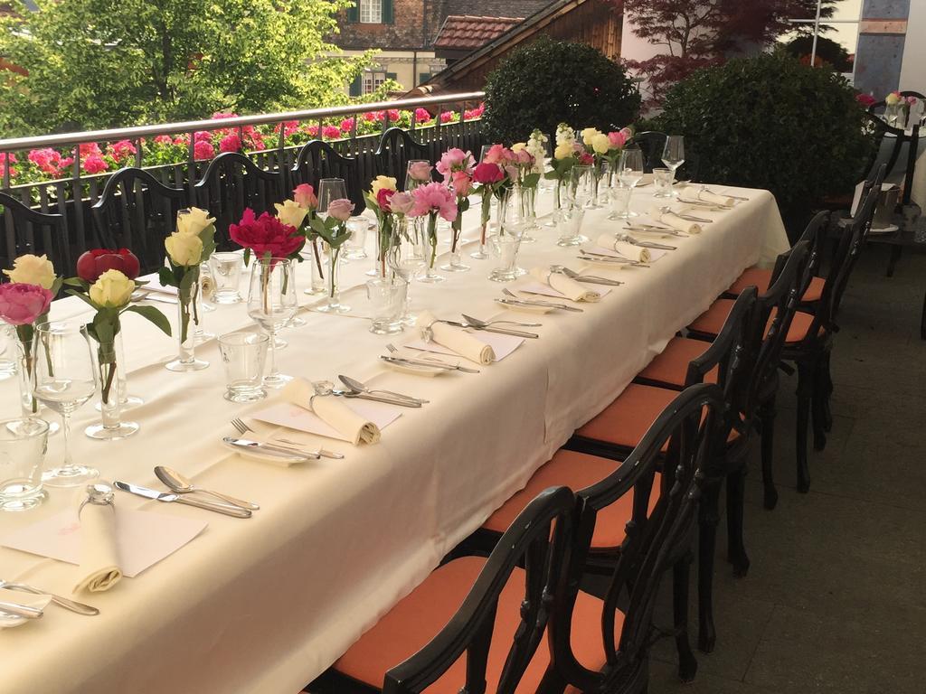 Hotel Weiss Kreuz Malans Bagian luar foto